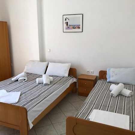 Rooms Lazos Olympiakí Aktí Luaran gambar