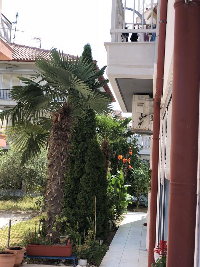 Rooms Lazos Olympiakí Aktí Luaran gambar